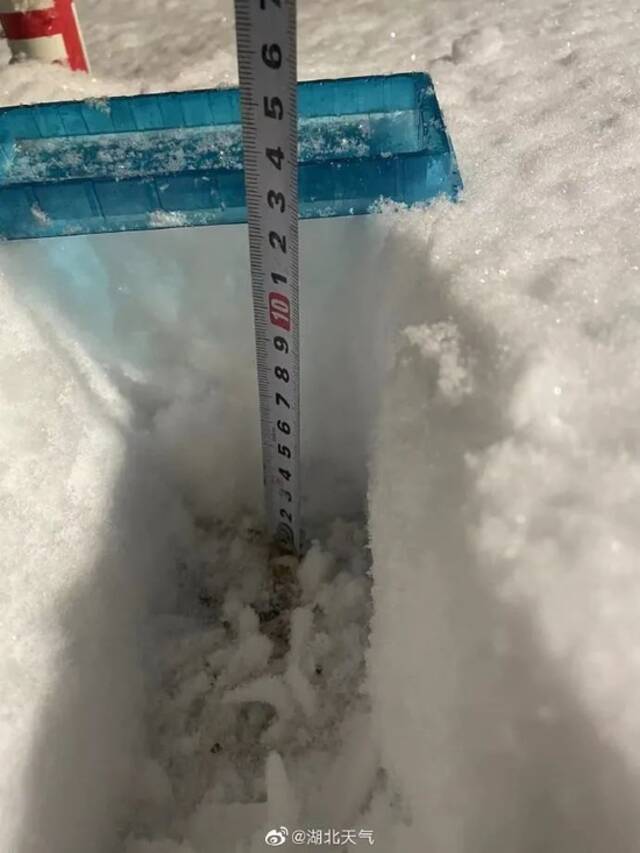 雪下了一整夜！湖北多地发布暴雪预警