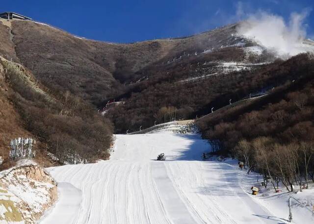 资料图：国家高山滑雪中心。新华社记者张晨霖摄