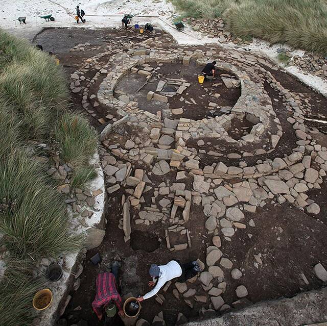 英国古都奥克尼群岛在青铜时代早期经历大规模移民 取代了当地大部分人口