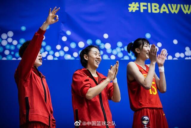 世预赛两连胜！中国女篮提前晋级世界杯
