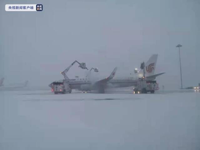 受降雪影响 首都机场今日全天计划起降航班567架次