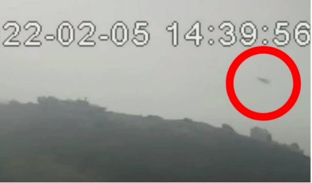 东引民宅顶楼监控器拍到不明飞机。图自台湾《联合报》