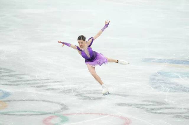 国际滑联：瓦利耶娃若排名前三 可参加表演滑
