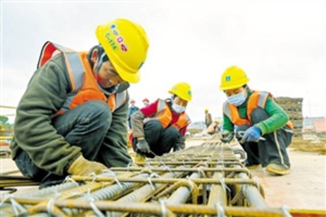 跟踪服务解难题 项目建设加速度