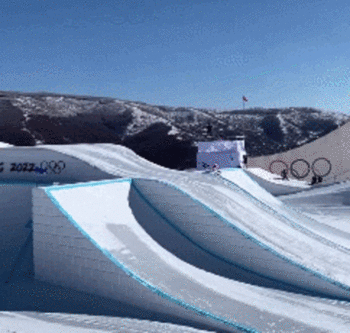 加拿大运动员发视频点赞冬奥赛区：场地太棒了！