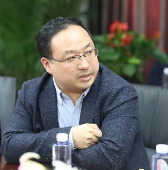 中华网新任首席投资官陆文龙