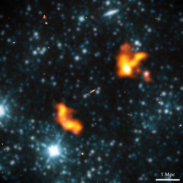 天文学家发现已知宇宙中最大的结构——射电星系Alcyoneus直径1600万光年