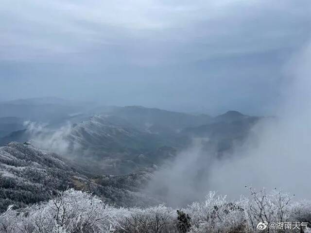 一言不合就下雪，还下得那么深那么认真