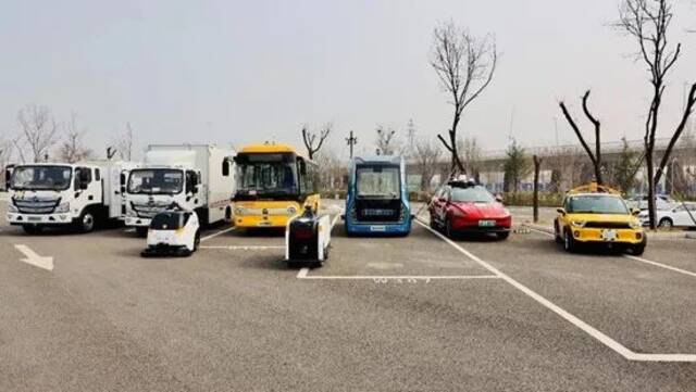 科技冬奥重点专项研发的L4级智能汽车。清华大学供图