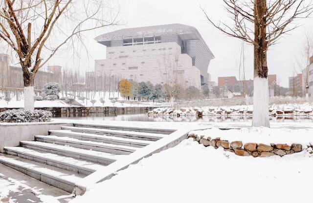 20220222  今日•雪落贵师大•很想你