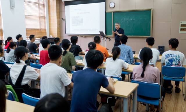 喜讯  我校喜获2项教育部首批虚拟教研室建设试点项目