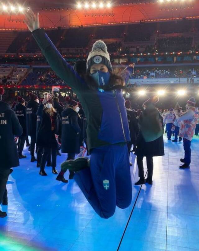 恩塔努参加北京冬奥会闭幕式
