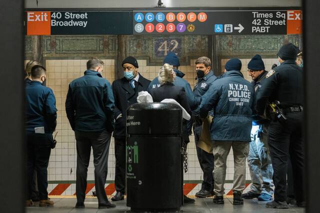 纽约地铁每年造成数十人死亡。