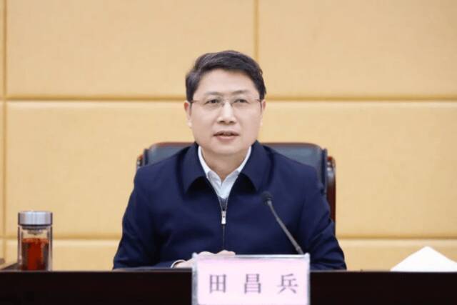 严防干预司法 坚持“逢问必录” 全力推进“三个规定”落实落细——省法院召开“三个规定”情况通报暨今年首场培训会议