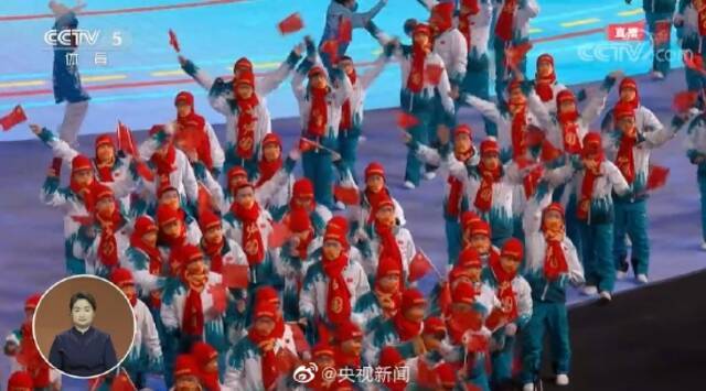北京冬残奥会中国队入场 全场欢呼