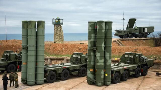 S-400防空导弹系统图自俄媒