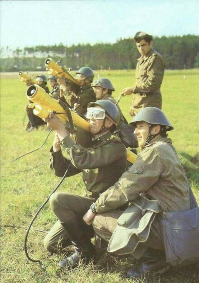 民主德国军队装备的“针”式导弹