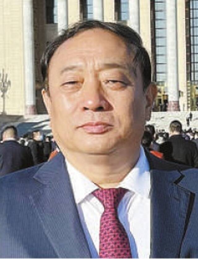 崔贵海代表