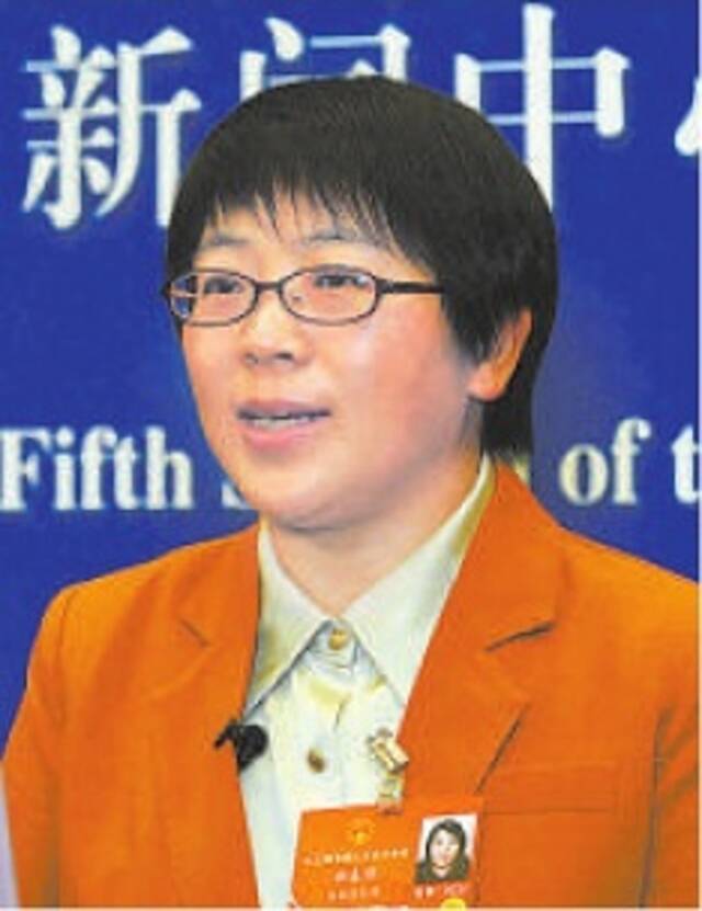 田春艳代表