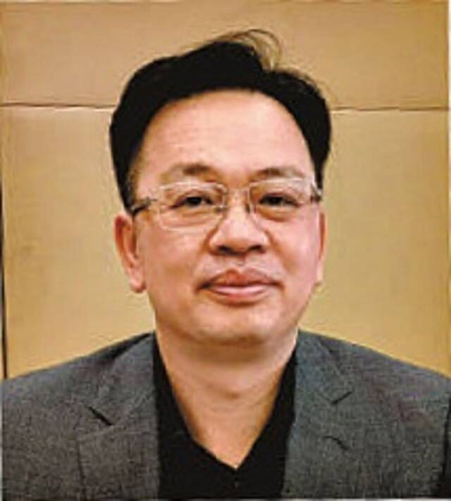 两会近距离 治疗