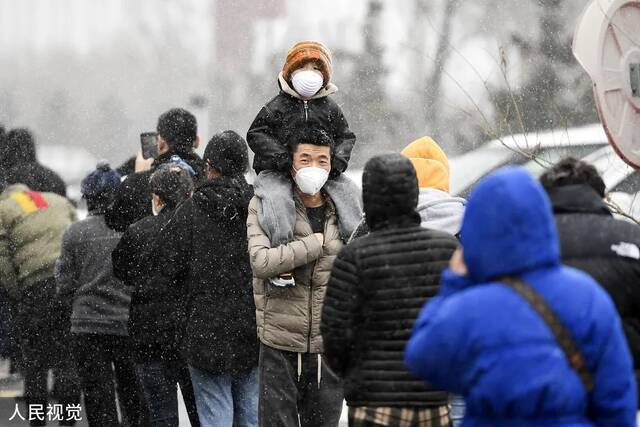 中国疫情防控不能也不会“躺平”