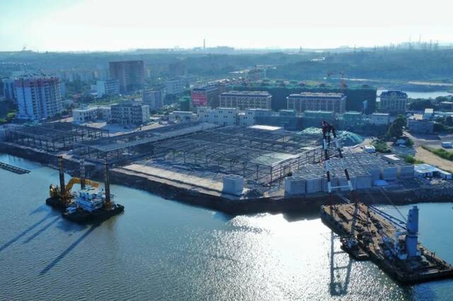 建设中的企沙渔港经济区1号码头。图源：防城港市新闻网