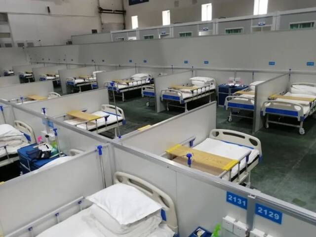 吉林省长春市首个方舱医院投入使用。新华社记者张建摄