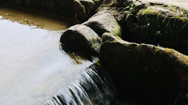 传承千年的“木刻分水”——哈尼梯田古老用水智慧代代传