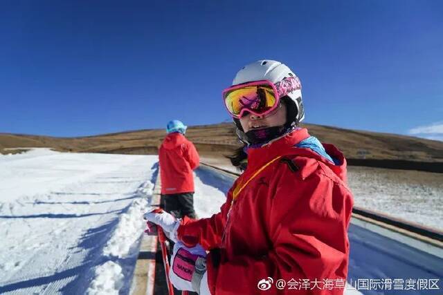 定了！云南最大的室外滑雪场将建在这里→