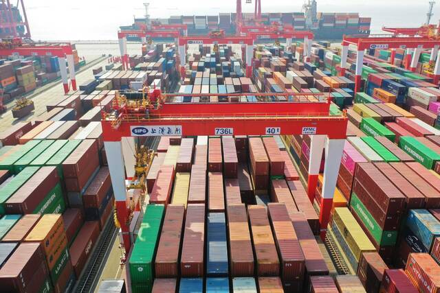 美国恢复对部分中国商品关税豁免，是态度改变还是依旧制裁？