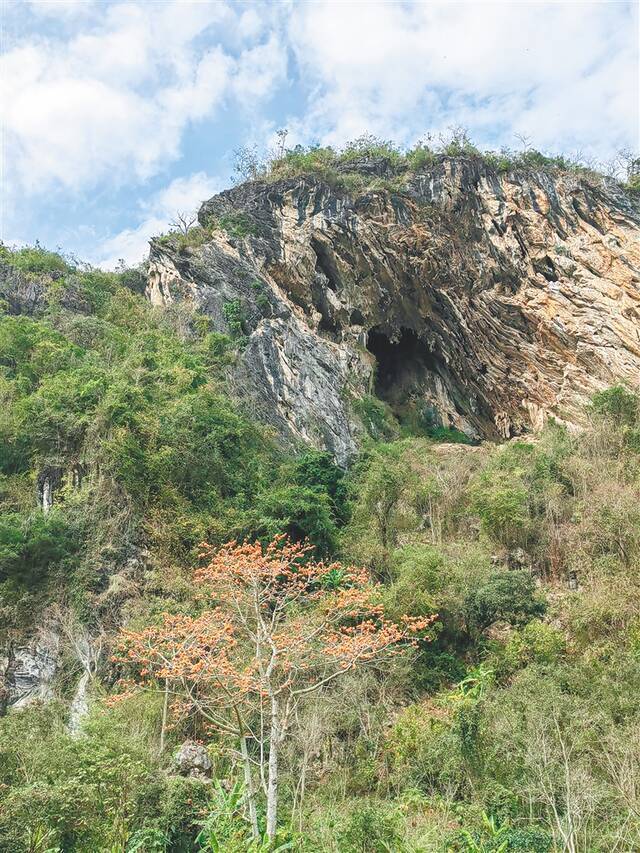 昌江王下乡钱铁洞（钱铁洞旧石器遗址）