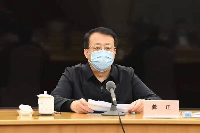 上海市长龚正：疫情防控在最吃劲阶段，安全生产不能松懈