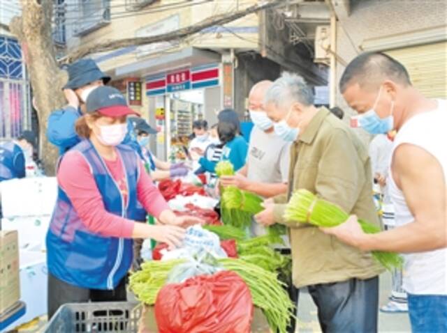 连续5天免费送 爱心蔬菜暖人心