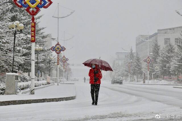 中国最冷小镇迎来入春以来最大降雪