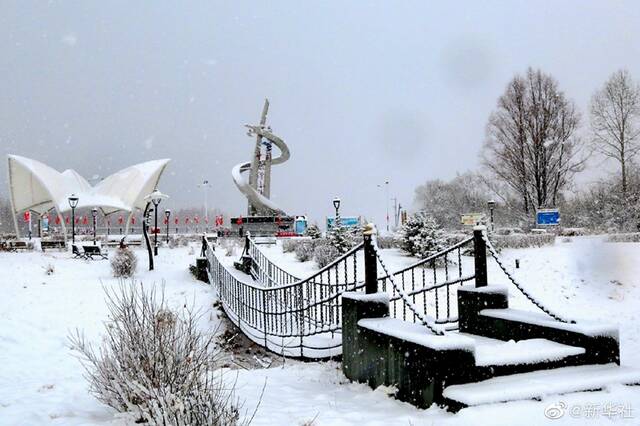 中国最冷小镇迎来入春以来最大降雪