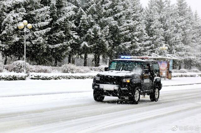 中国最冷小镇迎来入春以来最大降雪