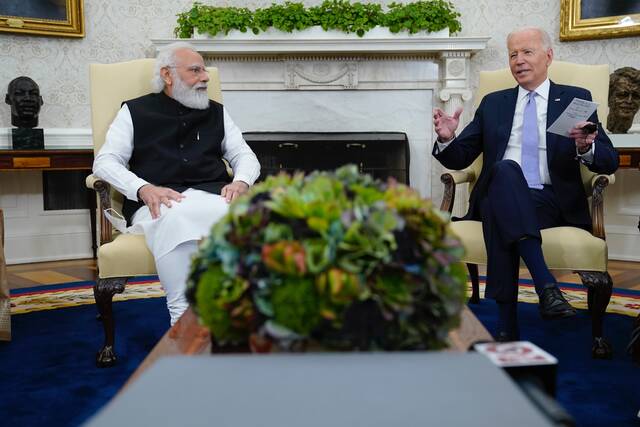 当地时间2021年9月24日，美国总统拜登在白宫椭圆形办公室会见印度总理莫迪图源：视觉中国