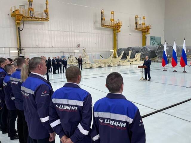 俄总统普京：俄罗斯将恢复月球探测计划