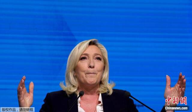 资料图：法国极右翼政党“国民联盟”候选人玛丽娜·勒庞。