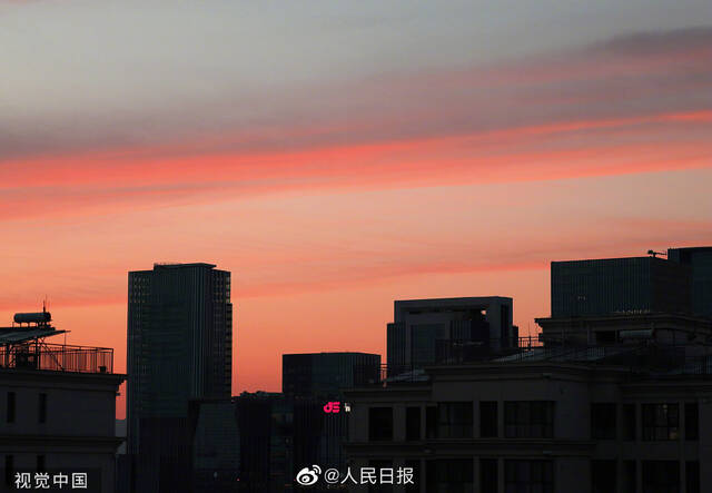 分享美景！北京晚霞绚烂如画