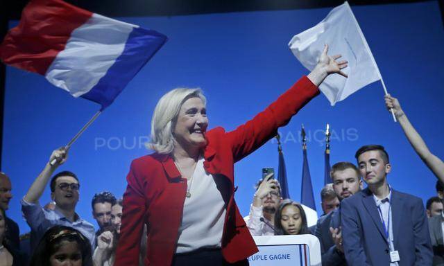 法国总统候选人勒庞重申克里米亚属俄罗斯，不后悔被乌克兰禁止入境