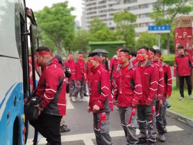 京东“自杀式”物流支援，3000人大军开赴上海！