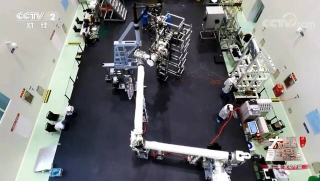 天和核心舱机械臂零重力装配及试验系统（央视《大国重器》报道）