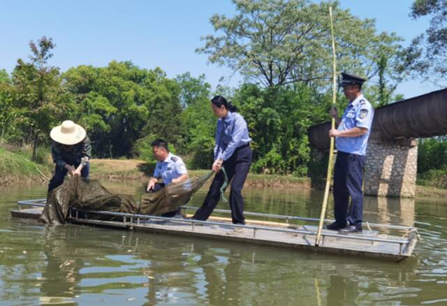 打击非法捕捞