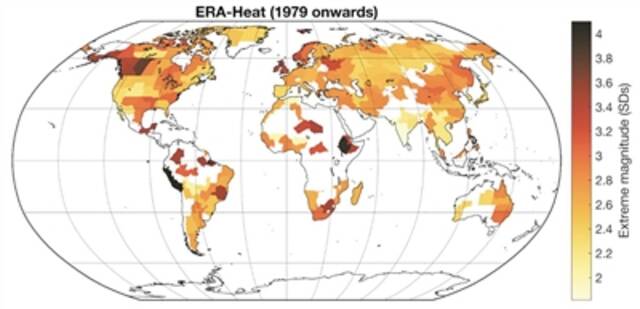 地图显示了每个地区自1950年以来最大极端的幅度以与平均温度的偏差表示。图片来源：英国布里斯托大学