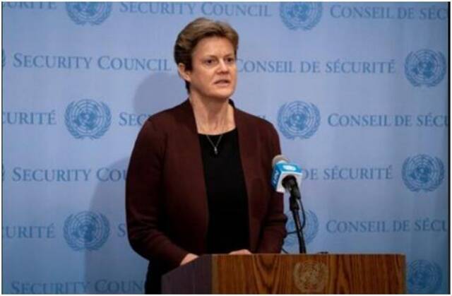 英国常驻联合国代表伍德沃德5日在联合国总部出席联合国安理会会议后向媒体发表讲话