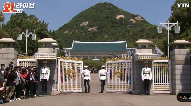 5月10日，青瓦台对公众开放画面（韩国YTN电视台）