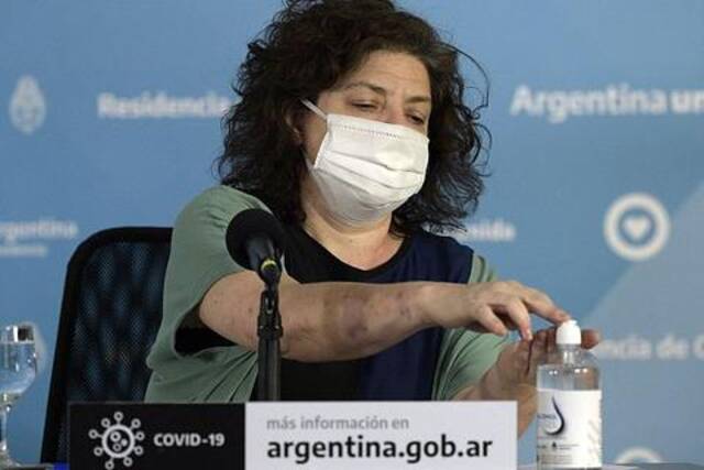 阿根廷卫生部长比索蒂出席新闻发布会（资料图）