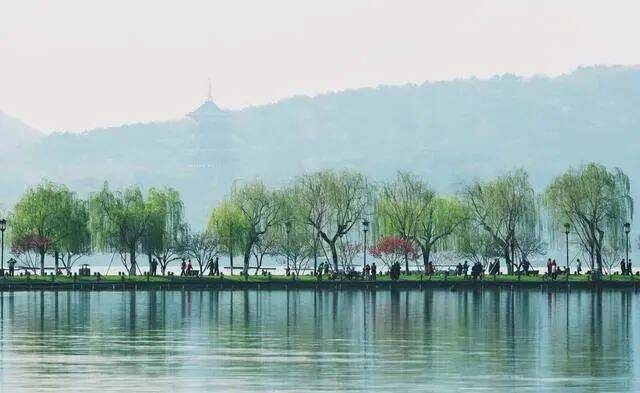 西湖美景（图源：新华社）