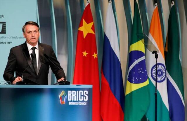 巴西总统博索纳罗2019年11月13日在金砖国家工商理事会会议上发表讲话（法新社）